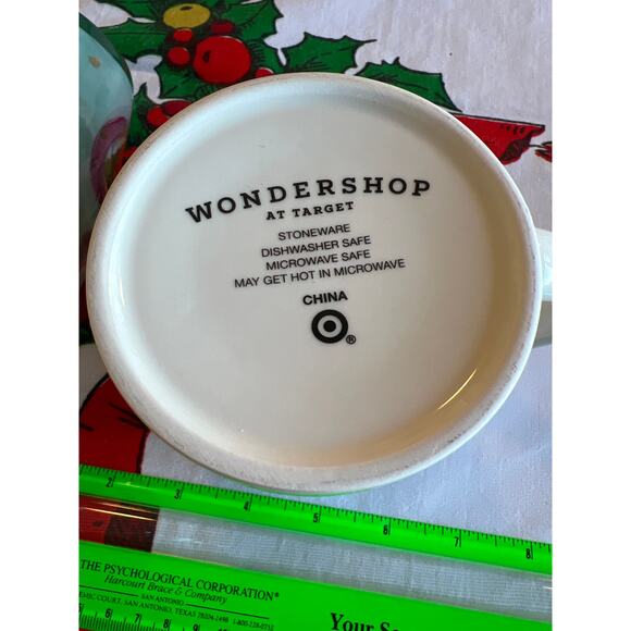 2 Holiday Christmas Mugs - Picture 3 of 7